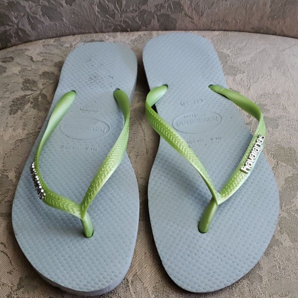 HAVAIANAS BRIGH GREEN FLIP FLOPS